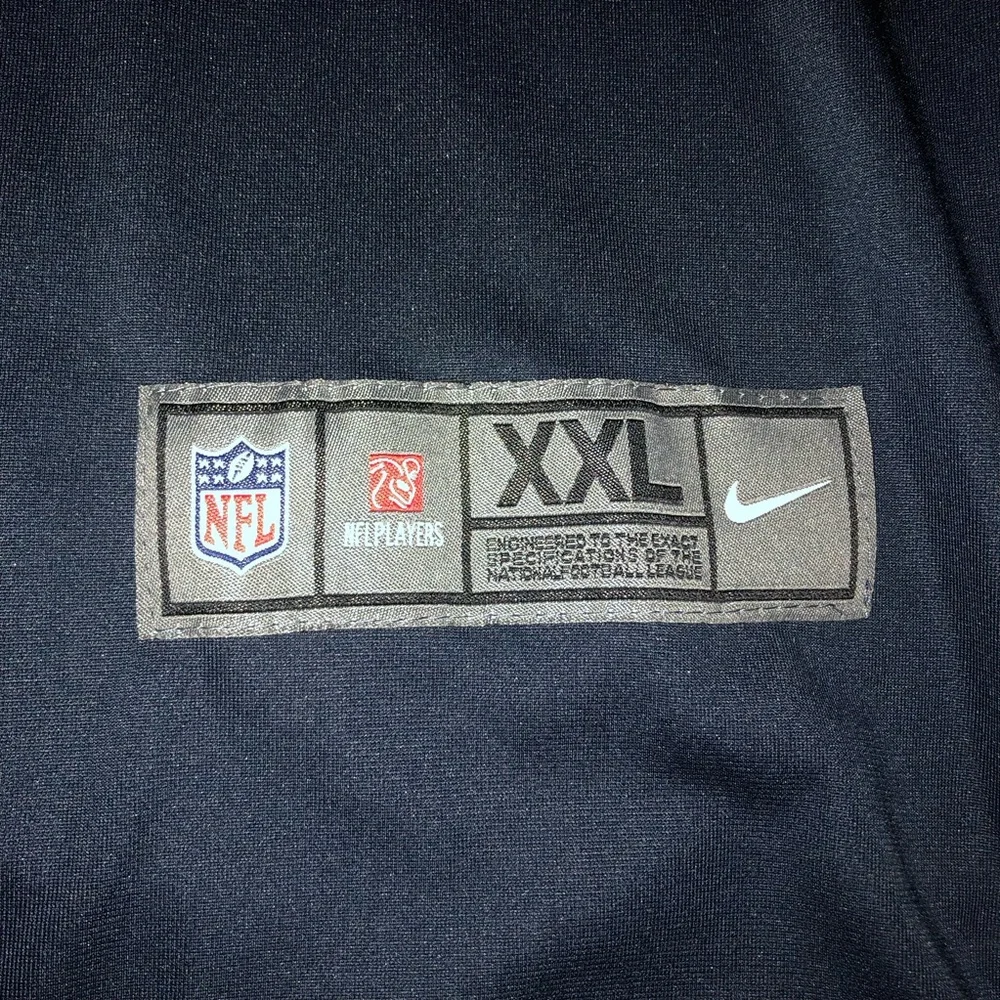 Tom Brady. New England Patriots NFL Jersey and New Era Beanie. Size XXL. - Picture 5 of 15